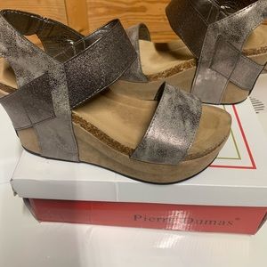 Pierre Dumas size 7